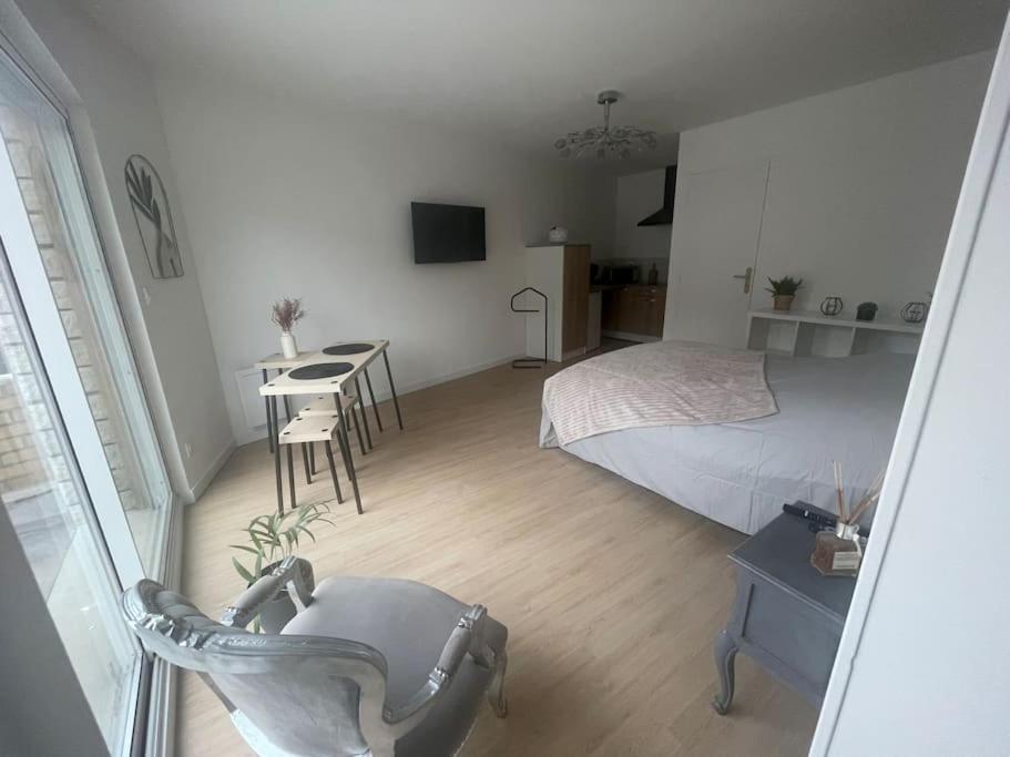 Studio Equipe Apartment วาลองเซียนส์ ภายนอก รูปภาพ